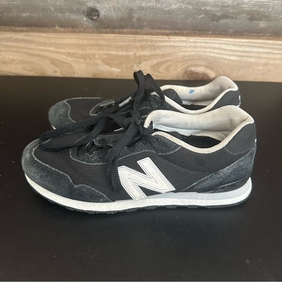 New Balance 515 Men’s 9 Black Suede Leather Gray Shoes Dad Sneakers Athletic - Picture 10 of 10
